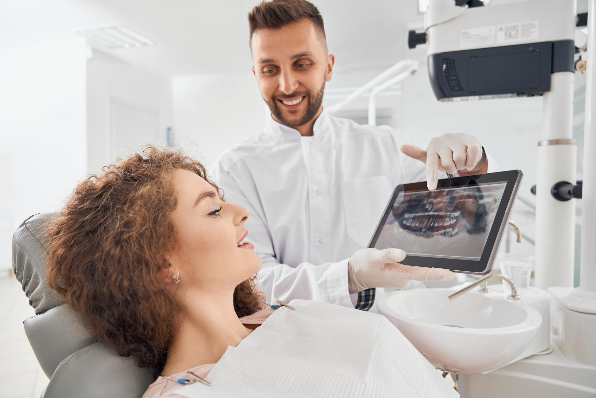 Dental clinic lead follow-up dashboard